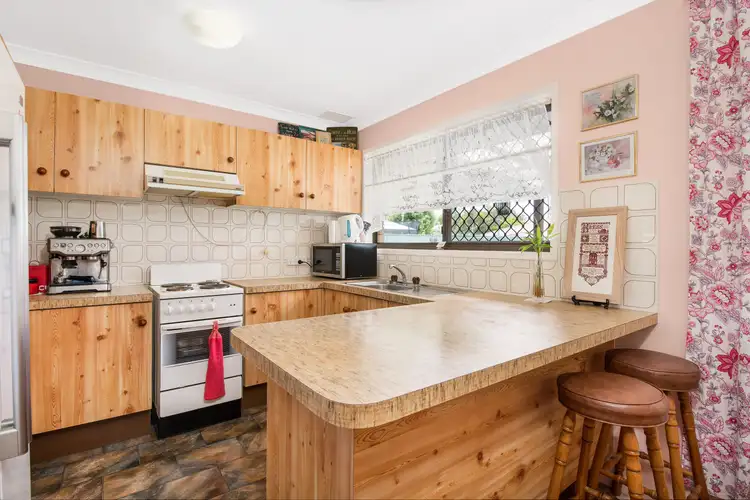 Second view of Homely house listing, 10 Raintree Street, Kippa-ring QLD 4021