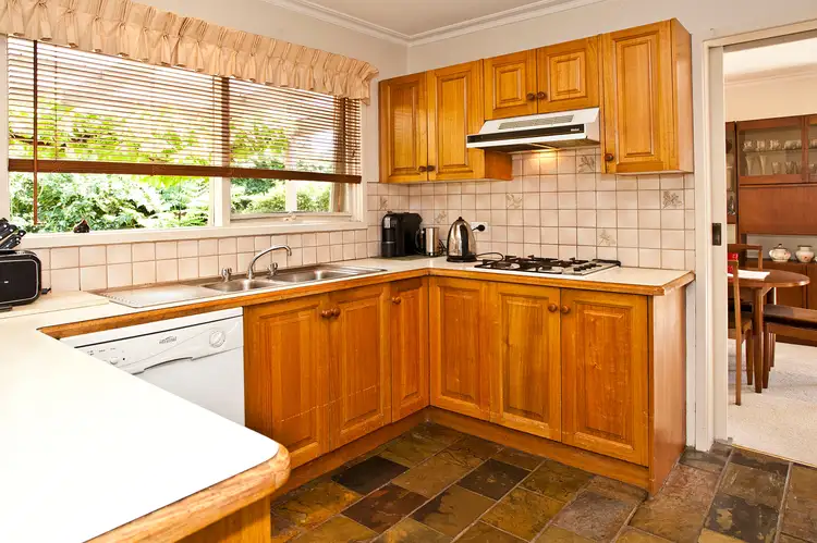 Fifth view of Homely house listing, 2 The Glade, Wheelers Hill VIC 3150