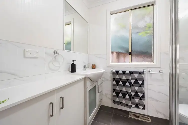 Seventh view of Homely house listing, 2/40 Tulip Crescent, Boronia VIC 3155