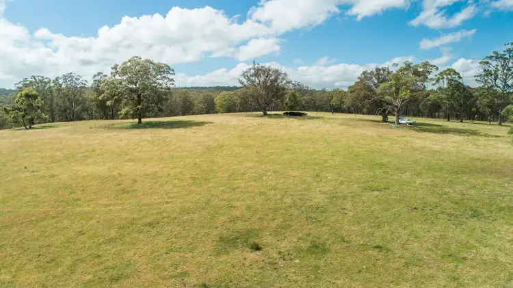 511 Long Swamp Road, Armidale NSW 2350