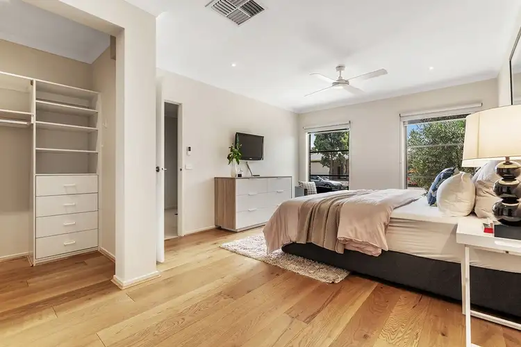 Sixth view of Homely house listing, 8 Lion Chase, Craigieburn VIC 3064