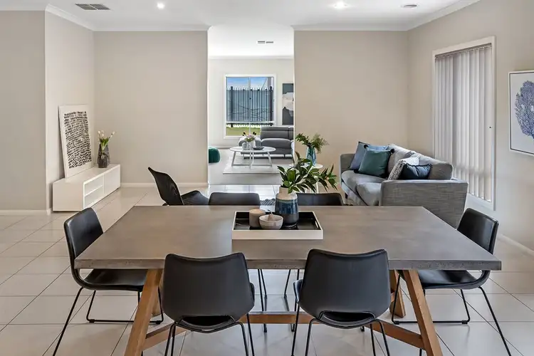 Fifth view of Homely house listing, 16 Hollows Court, Craigieburn VIC 3064
