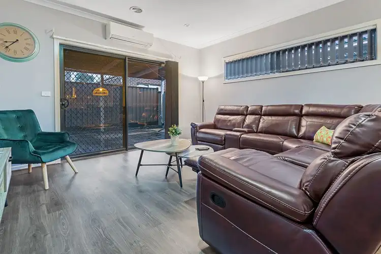 Seventh view of Homely house listing, 19 Woodgrove Street, Craigieburn VIC 3064