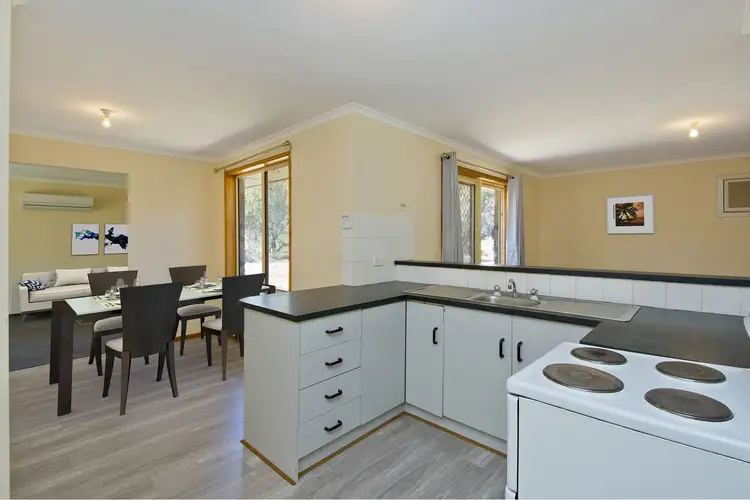 13 Bethesda Road, Lewiston SA 5501