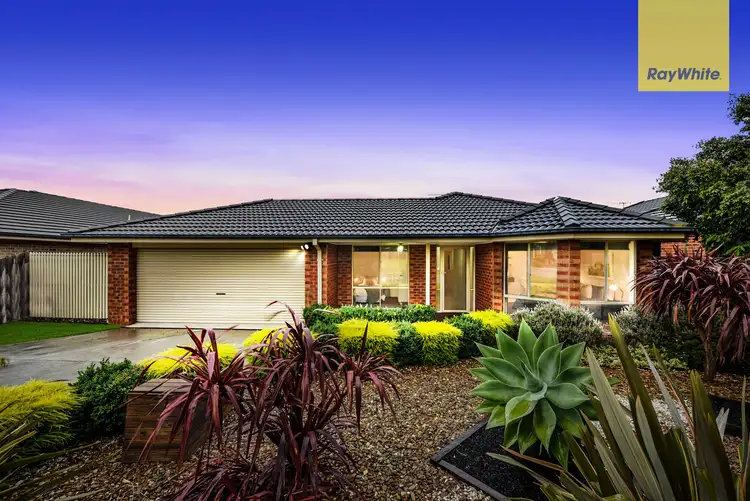 19 Pyrmont Terrace, Taylors Hill VIC 3037