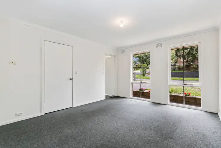 Sixth view of Homely house listing, 34 William-Perry Close, Endeavour Hills VIC 3802