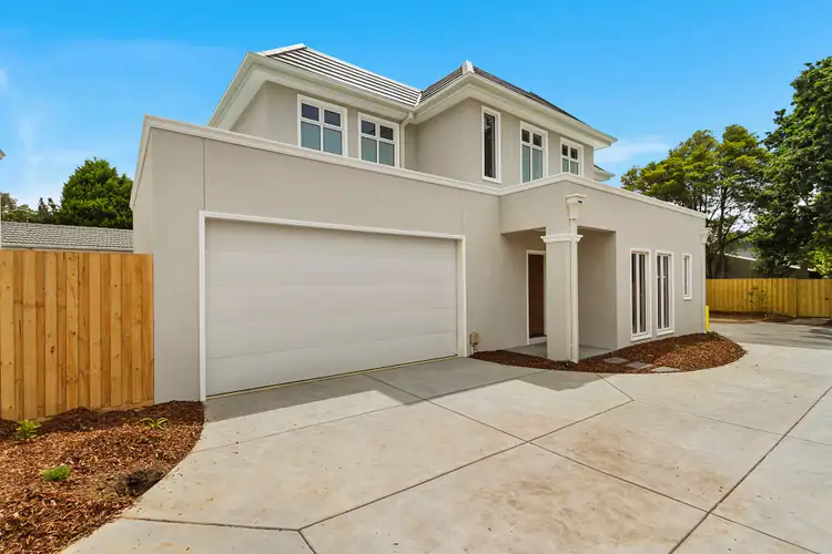 2/54 King Parade, Knoxfield VIC 3180