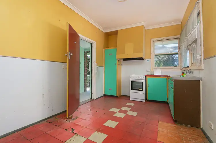 Fifth view of Homely house listing, 31 Mopsa Way,, Coolbellup WA 6163