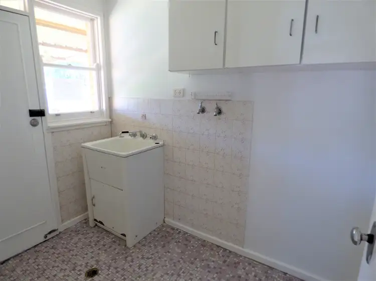 Fifth view of Homely house listing, 14 Cedar Crescent, Forbes NSW 2871