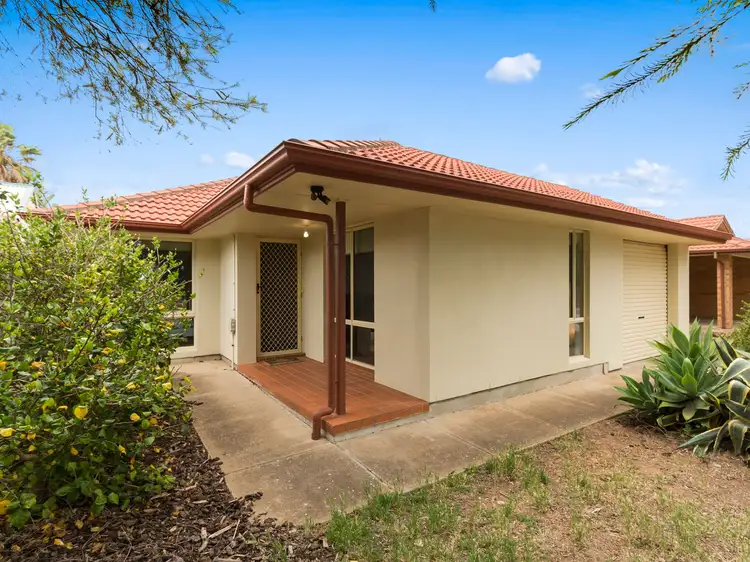 25 Whitestone Crescent, Seaford Rise SA 5169