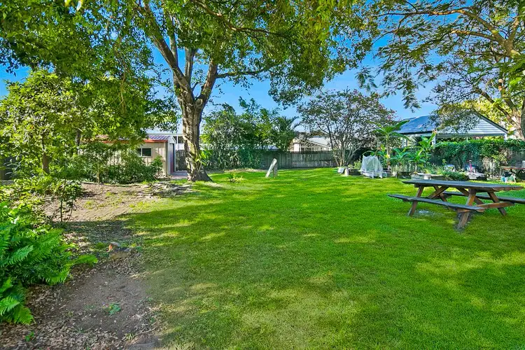 74 Brisbane Street, Bulimba QLD 4171