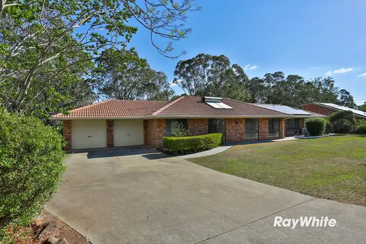 8 Dippel Street, Middle Ridge QLD 4350