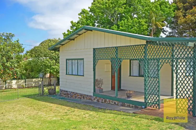 10 North Road, Spencer Park WA 6330