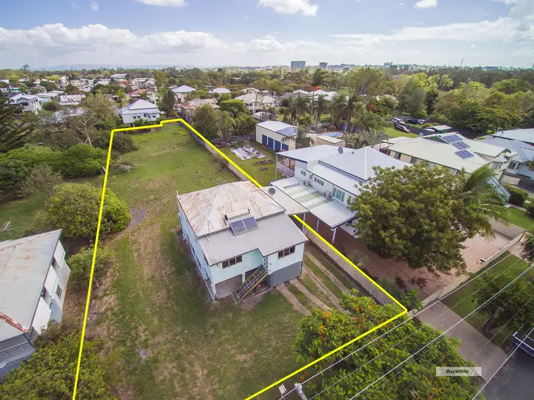 24 Macaree Street, Berserker QLD 4701