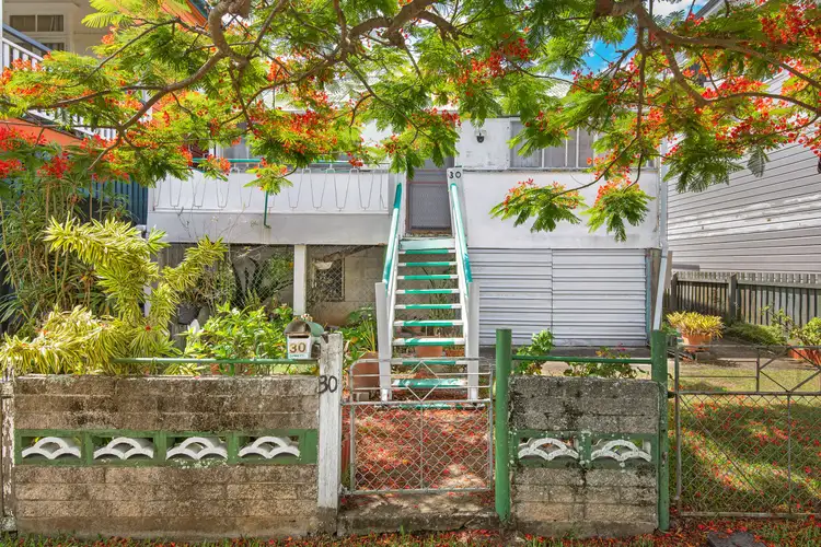 30 Cotton Street, Shorncliffe QLD 4017