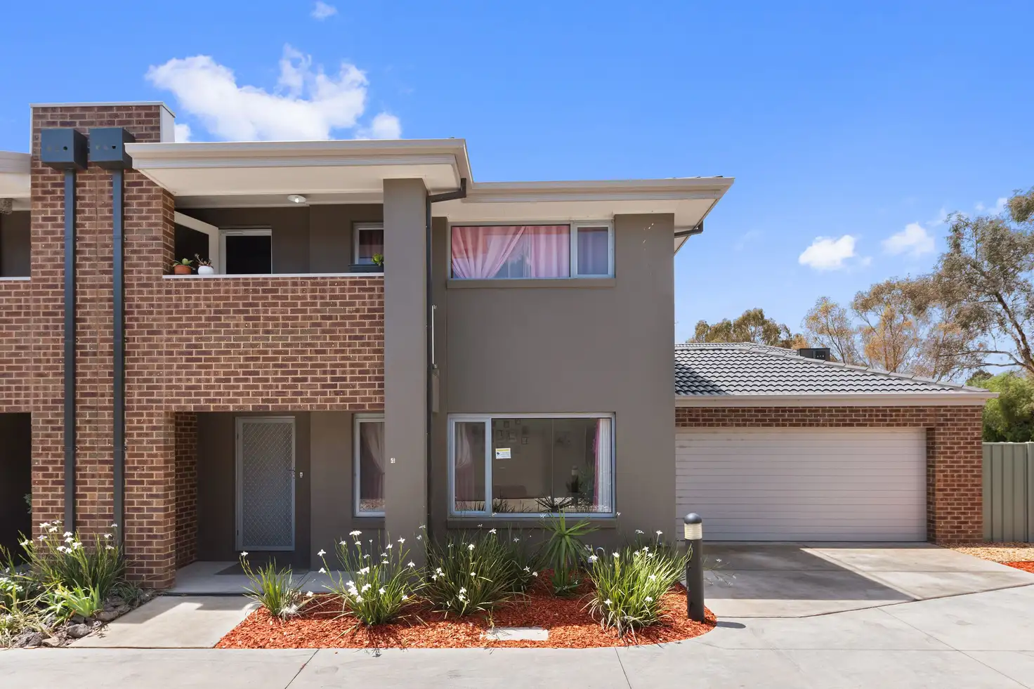 Main view of Homely townhouse listing, 4/3 Shamrock Street, Golden Square VIC 3555