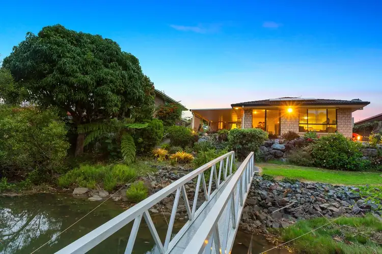 11 Cosmos Court, Elanora QLD 4221