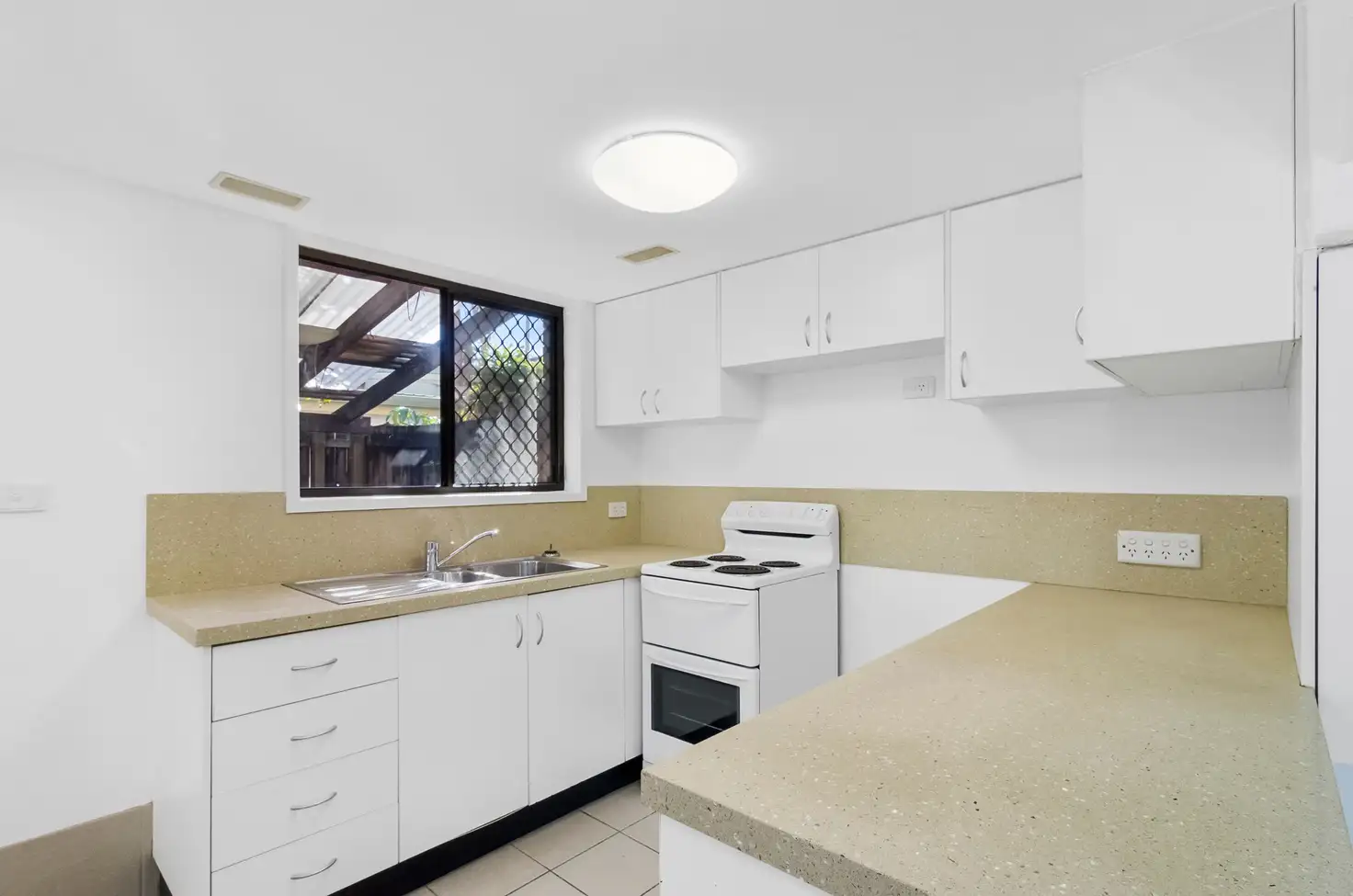 Main view of Homely townhouse listing, 7/62 Coolangatta Road, Coolangatta QLD 4225