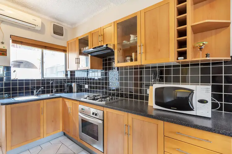 2/1A Fourth Avenue, Woodville Gardens SA 5012