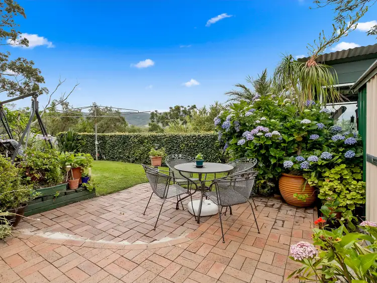 54 Crest Road, Albion Park NSW 2527