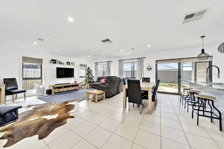 Fifth view of Homely house listing, 7 Griffiths Link, Googong NSW 2620