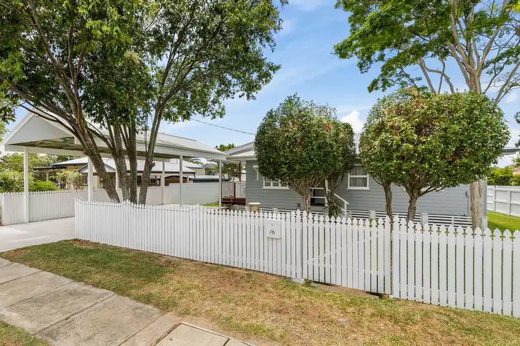 16 Duncan Street, Wynnum West QLD 4178