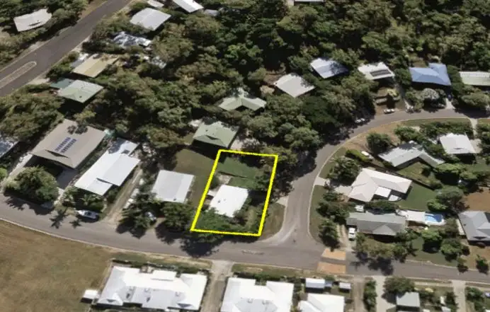 36 Grace Avenue, Cannonvale QLD 4802