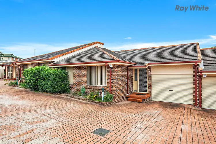 4/114 Burdekin Drive, Albion Park NSW 2527