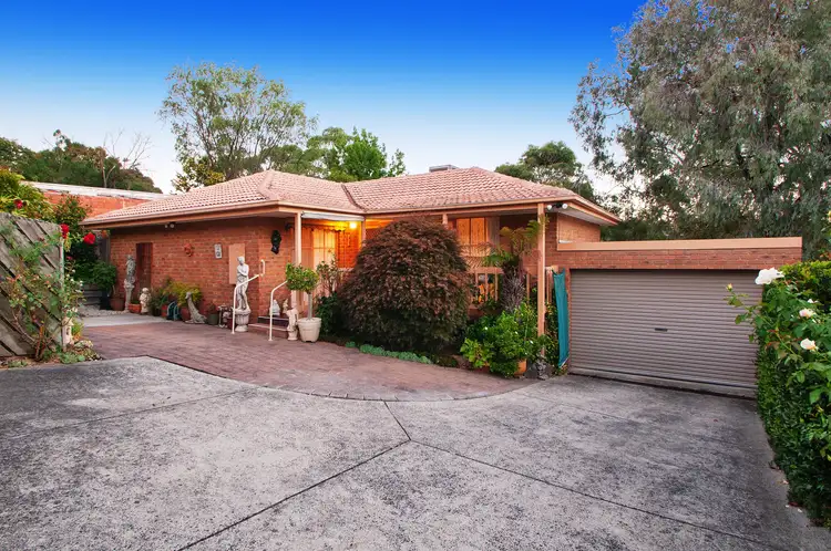 2/54 Winyard Drive, Mooroolbark VIC 3138