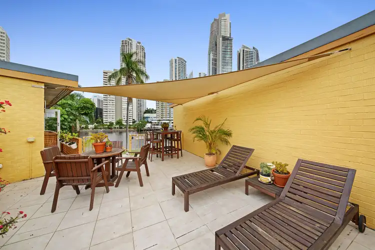 4/29 Tarcoola Crescent, Chevron Island QLD 4217