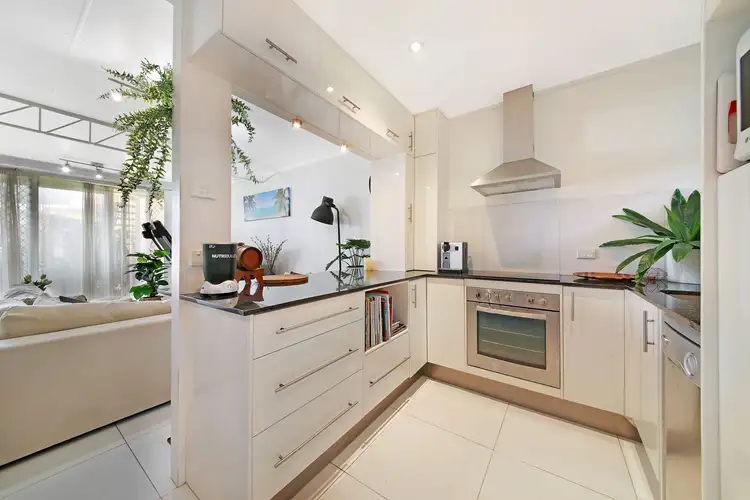 Fifth view of Homely apartment listing, 4/29 Tarcoola Crescent, Chevron Island QLD 4217