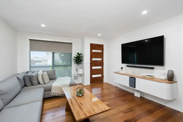 3/4 Rhoden Court, Dandenong North VIC 3175