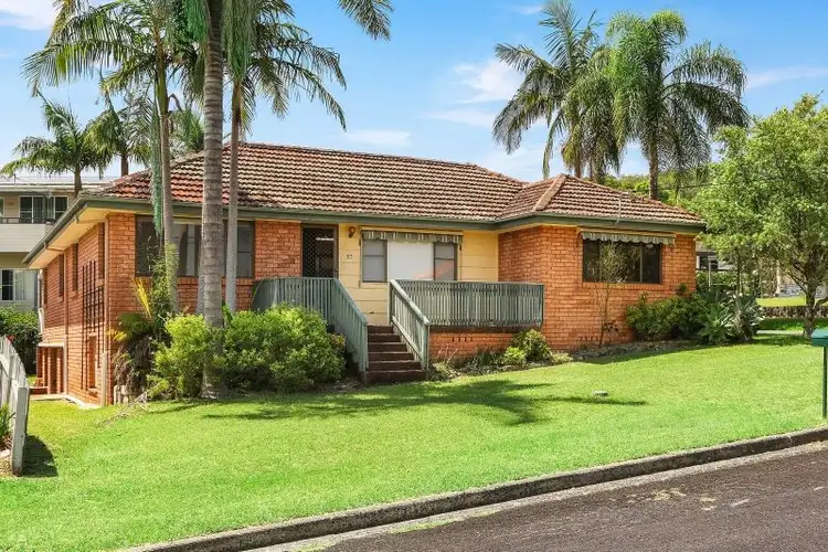 Second view of Homely house listing, 27 Asca Drive, Green Point NSW 2251
