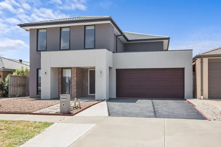 25 Morningside Boulevard, Cranbourne West VIC 3977
