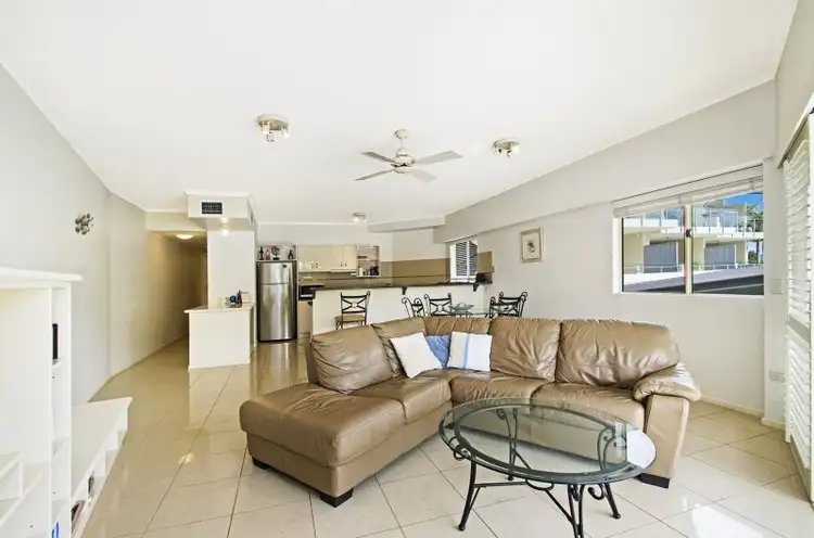 Fifth view of Homely unit listing, 1/235 Gympie Terrace, Noosaville QLD 4566