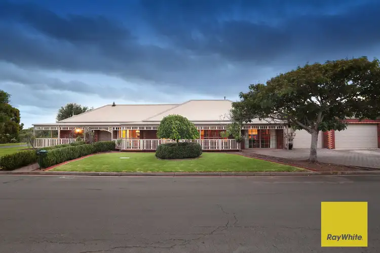 Fifth view of Homely house listing, 2 Gowrie Court, Seabrook VIC 3028