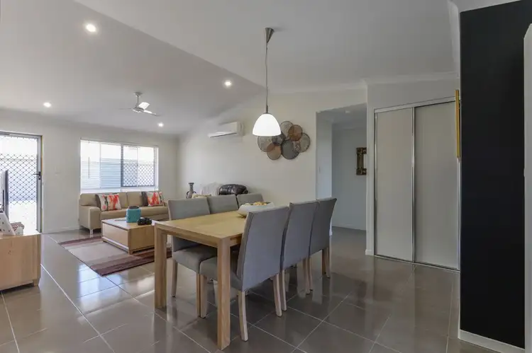 4/8 Leivesley Street, Bundaberg East QLD 4670