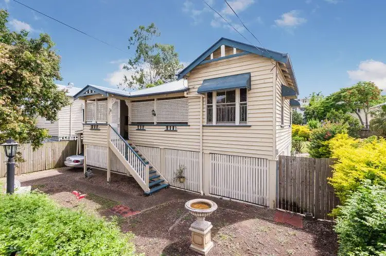 46 Macaulay Street, Coorparoo QLD 4151