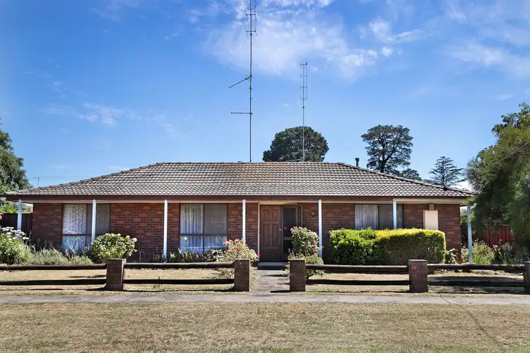 4 Cromwell Street, Sebastopol VIC 3356