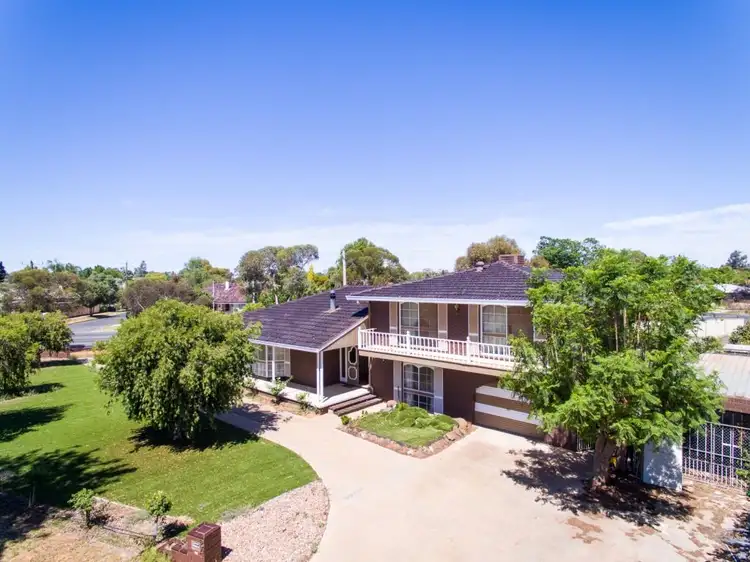 239-241 Cureton Avenue, Mildura VIC 3500