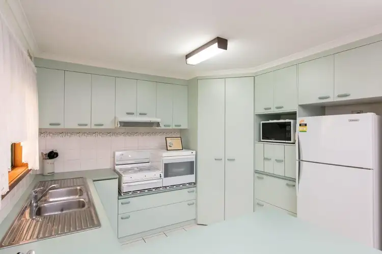 Sixth view of Homely house listing, 4 Michael Court, Mildura VIC 3500
