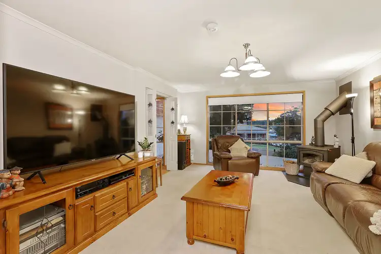 Sixth view of Homely house listing, 2 Banyan Court, Waurn Ponds VIC 3216