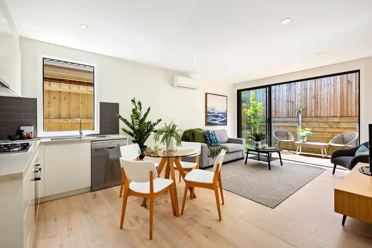 6/4 Krone Street, Mordialloc VIC 3195