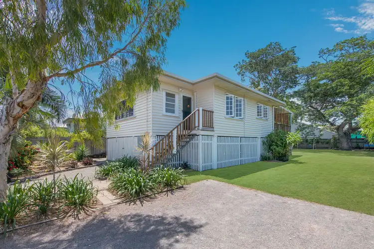 32 Sherriff Street, Hermit Park QLD 4812