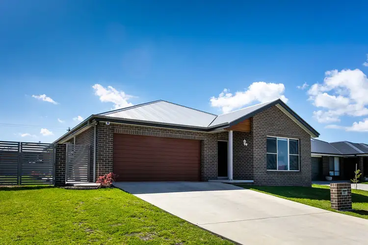 41 Clem McFawn Place, Orange NSW 2800