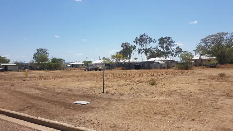 38 Beaconsfield Street, Hughenden QLD 4821