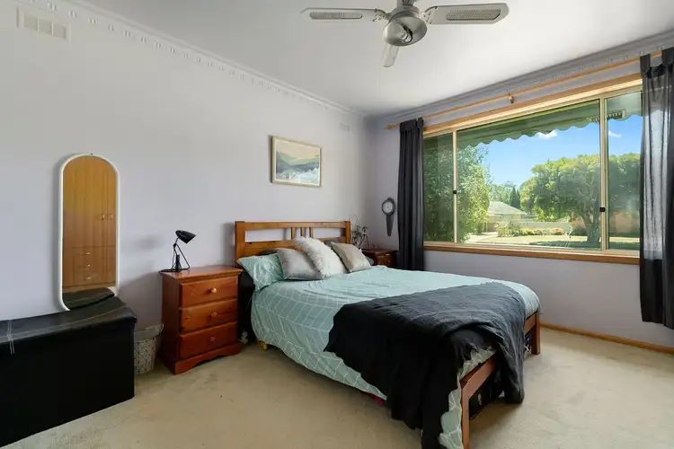 Fifth view of Homely house listing, 11 Amos Street, Benalla VIC 3672