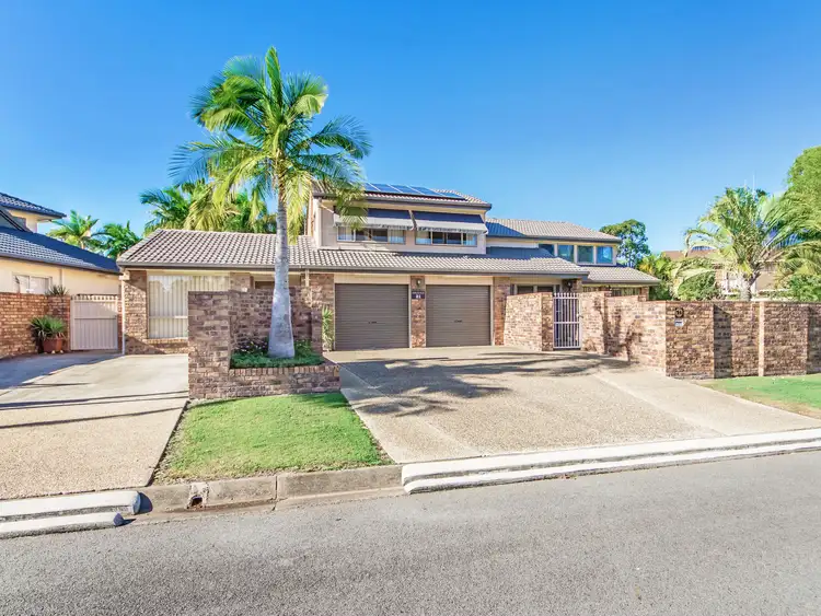 21 St Ives Drive, Robina QLD 4226
