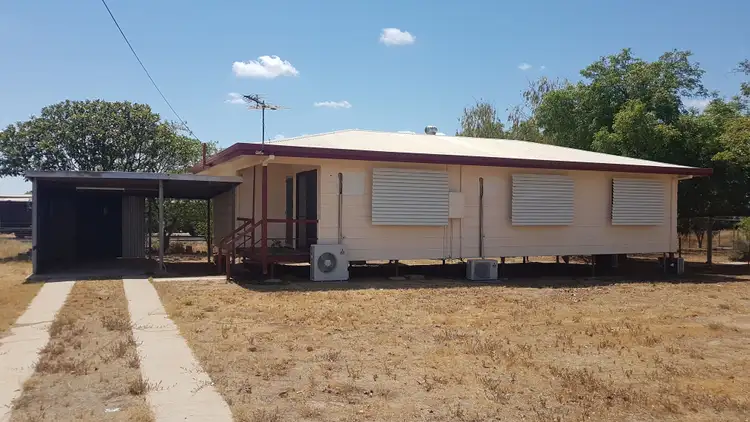 2 Disraeli Street, Hughenden QLD 4821