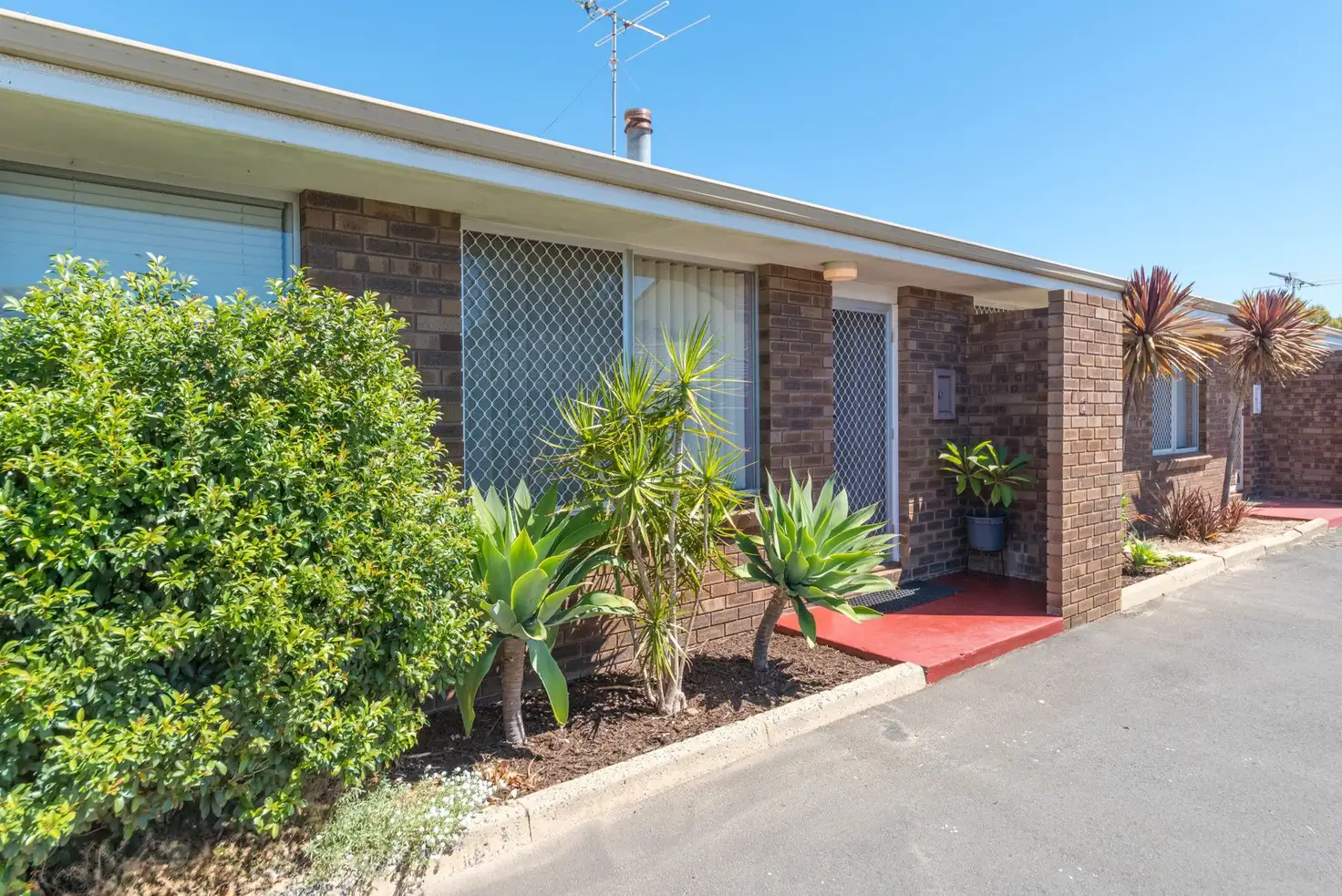 Main view of Homely unit listing, 2/7 Hayward Street, South Bunbury WA 6230